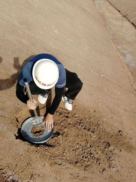 兵团南疆大中型灌区骨干工程节水改造项目 第三师中型灌区伽师总场总场干渠、塔西干渠防渗工程