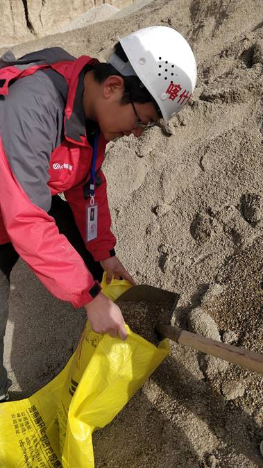 第三师红旗农场托克拉克水库放水渠防渗工程