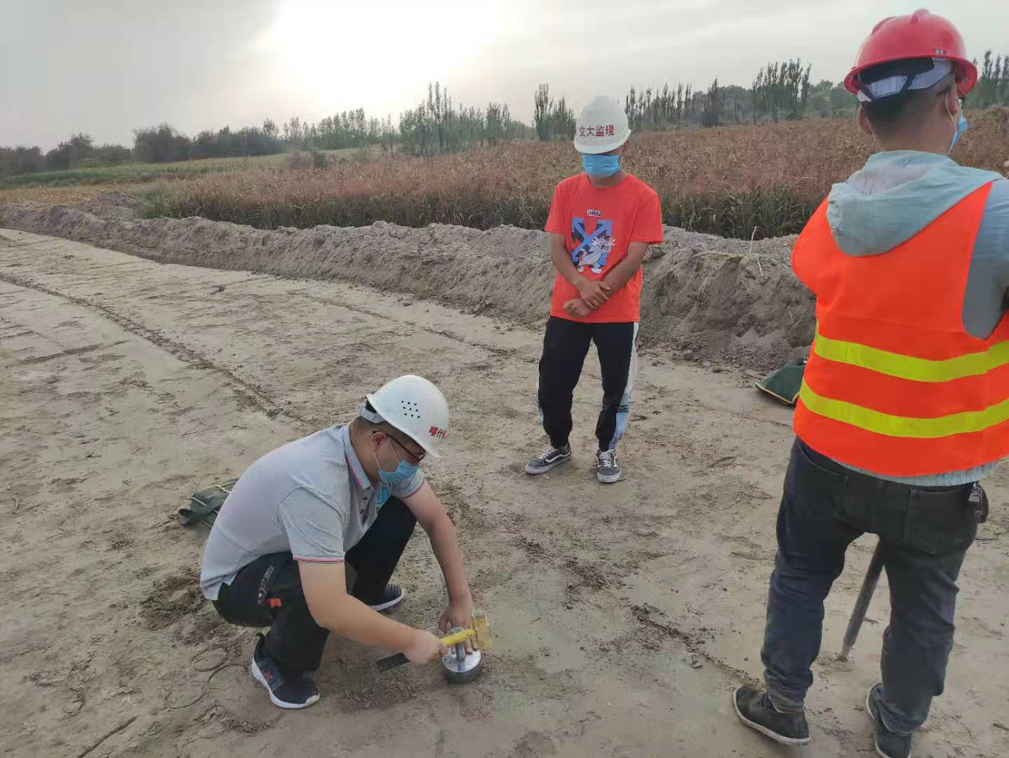 疏勒县盖孜河三道桥上游防洪工程（56+000～57+200）